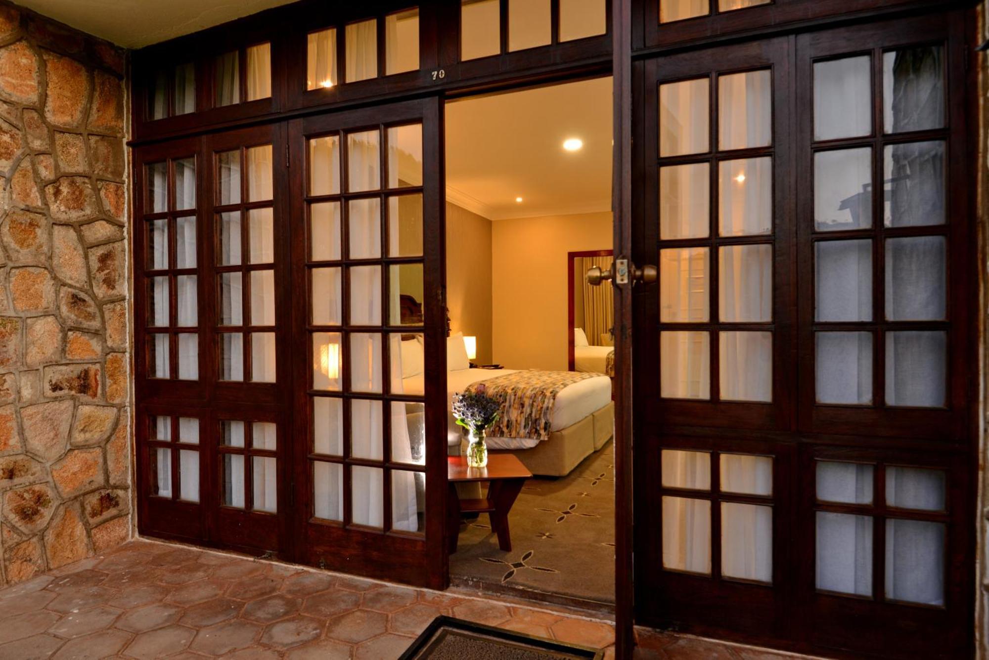 Nyanga Troutbeck Resort מראה חיצוני תמונה