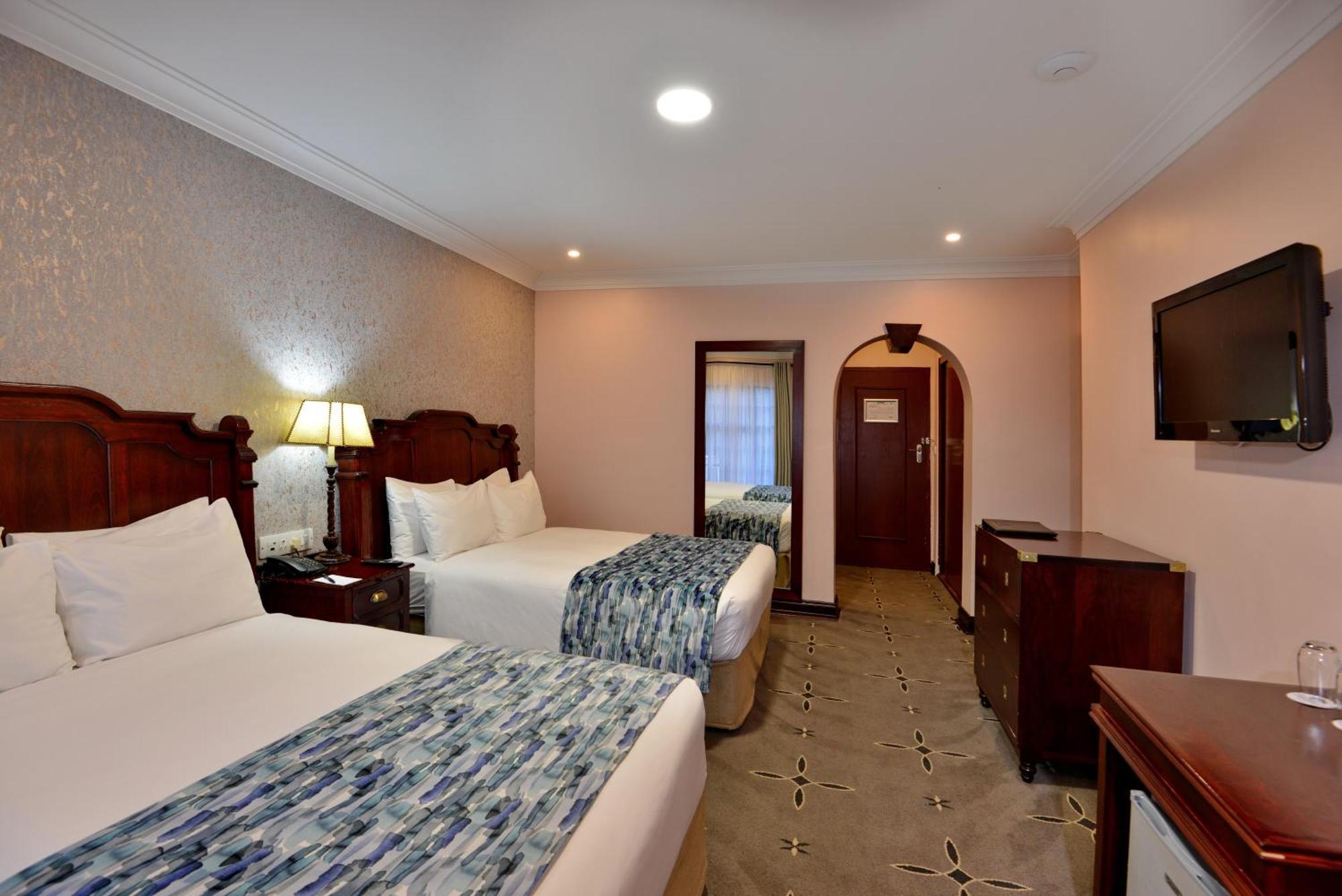 Nyanga Troutbeck Resort מראה חיצוני תמונה
