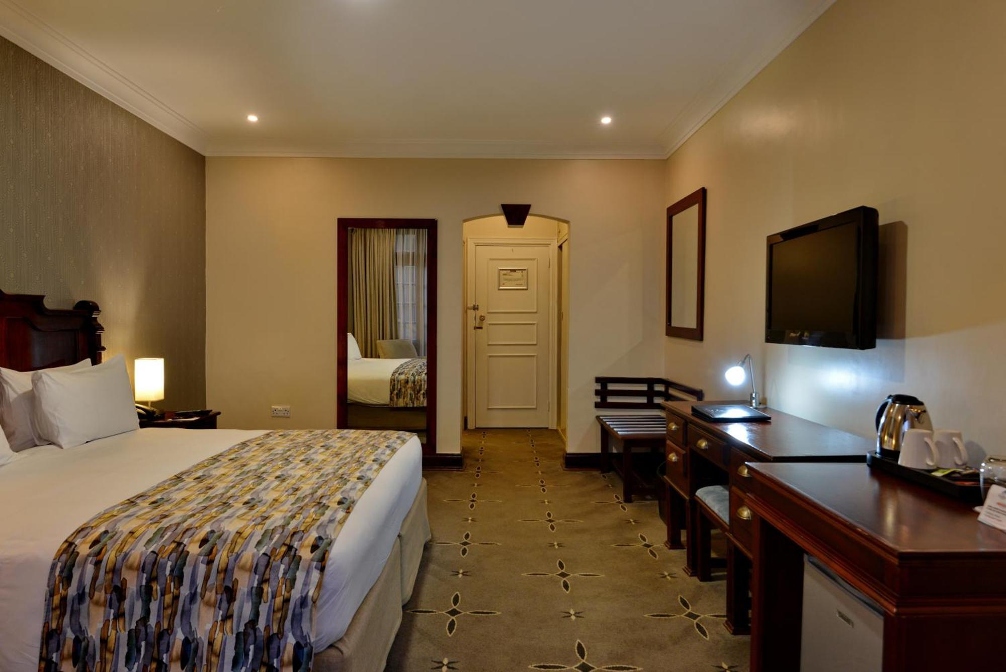 Nyanga Troutbeck Resort מראה חיצוני תמונה