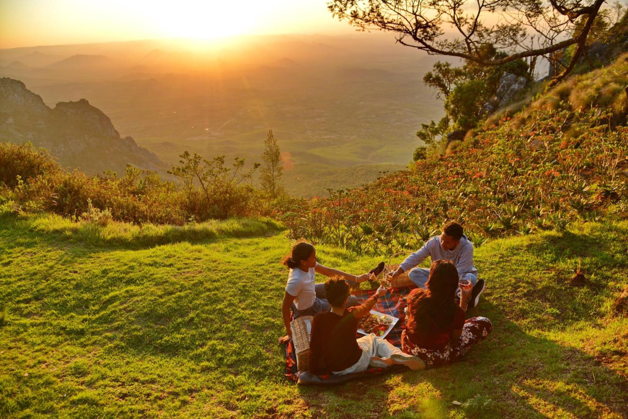 Nyanga Troutbeck Resort מראה חיצוני תמונה