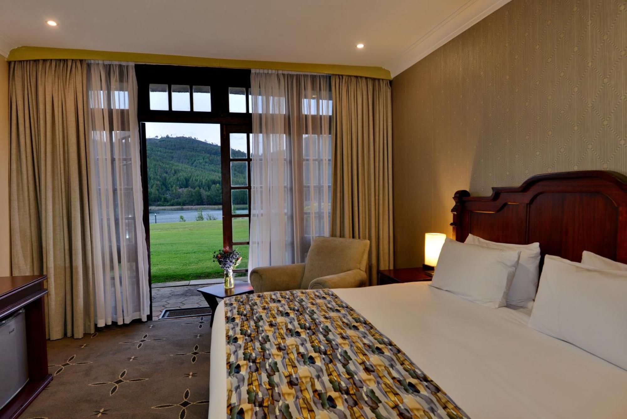 Nyanga Troutbeck Resort מראה חיצוני תמונה